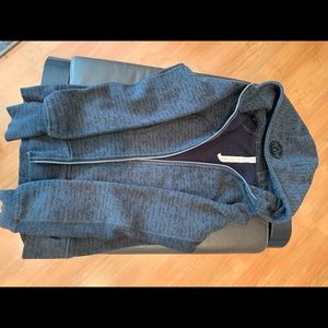 Lululemon fitted hoodie size 6